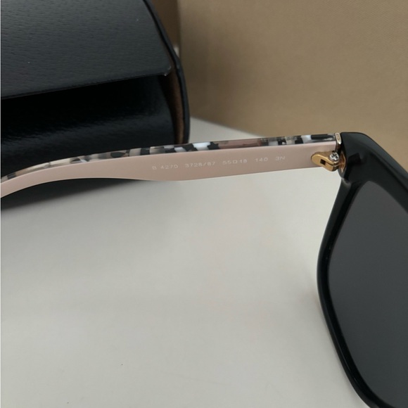 Burberry Sunglasses - Picture 4 of 4